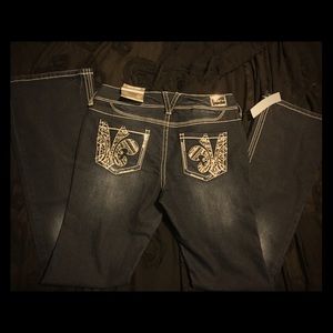 New vanity jeans 29x35  long